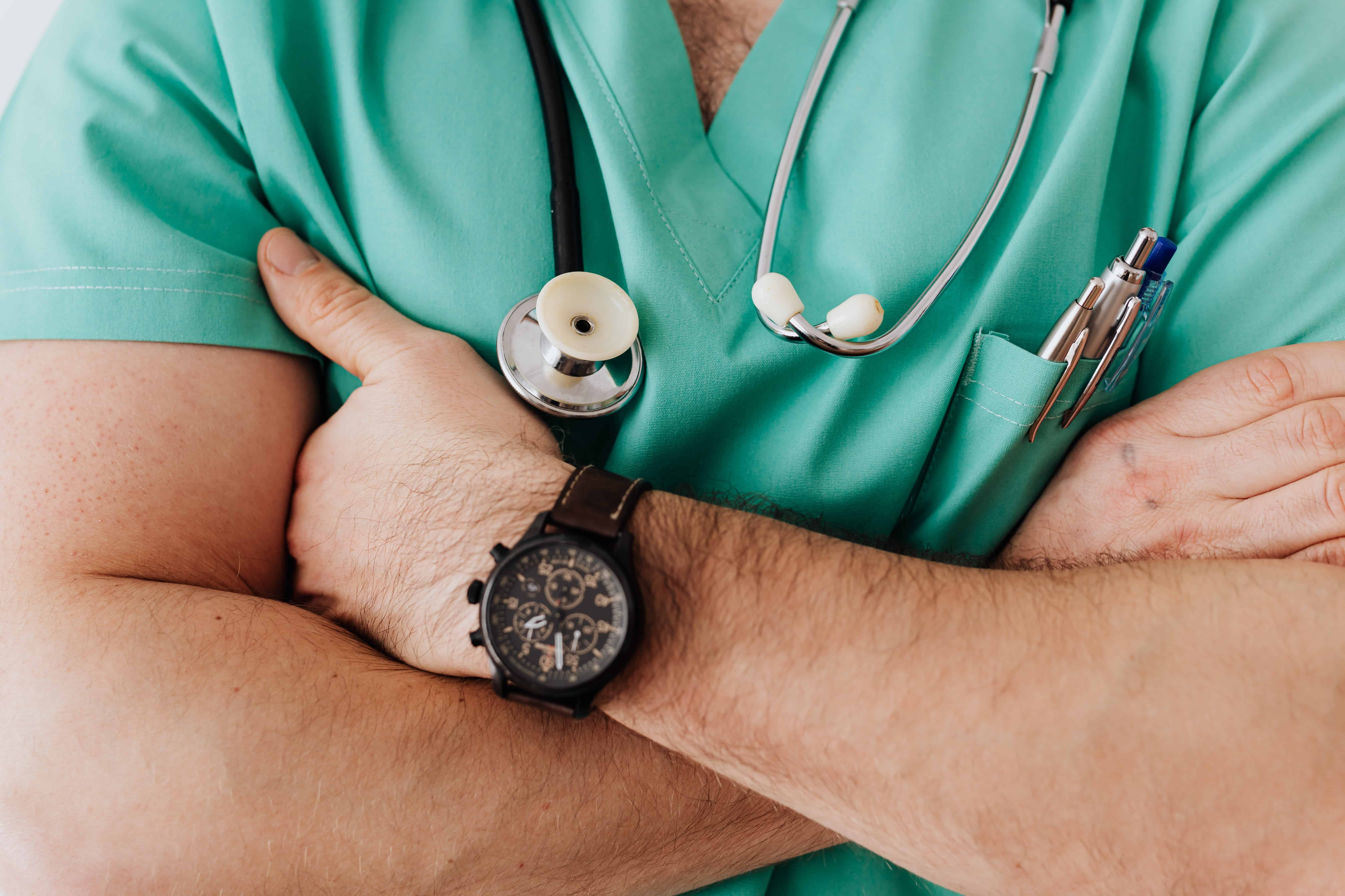 IRG et Casnos : discrimination et hyper imposition des médecins libéraux