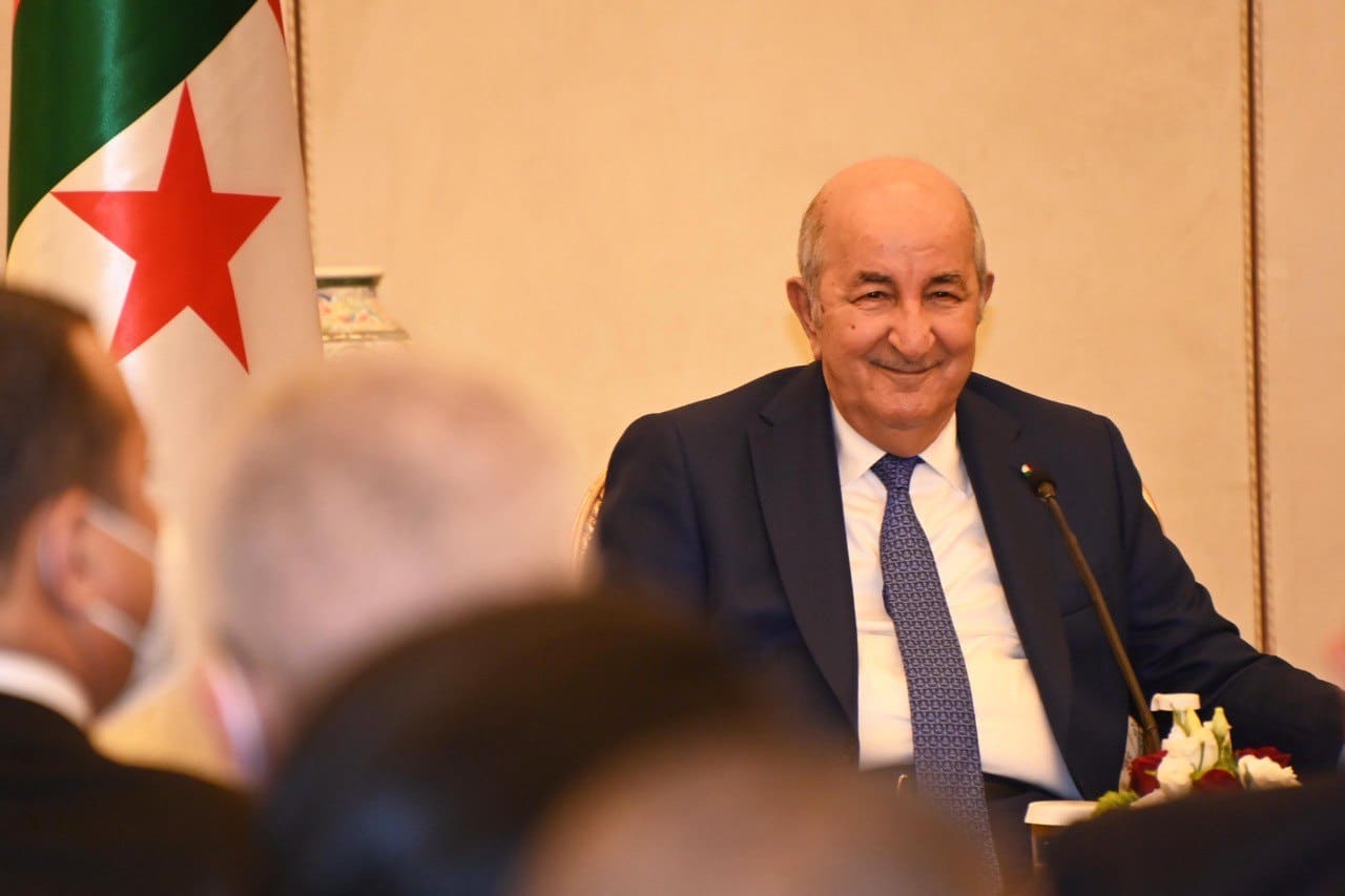 En visite en Italie, Tebboune tacle Darmanin