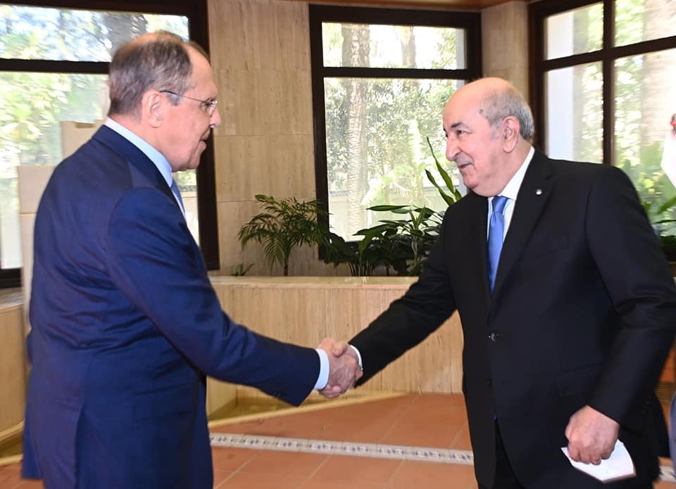 Lavrov à Alger : Poutine invite officiellement Tebboune à Moscou