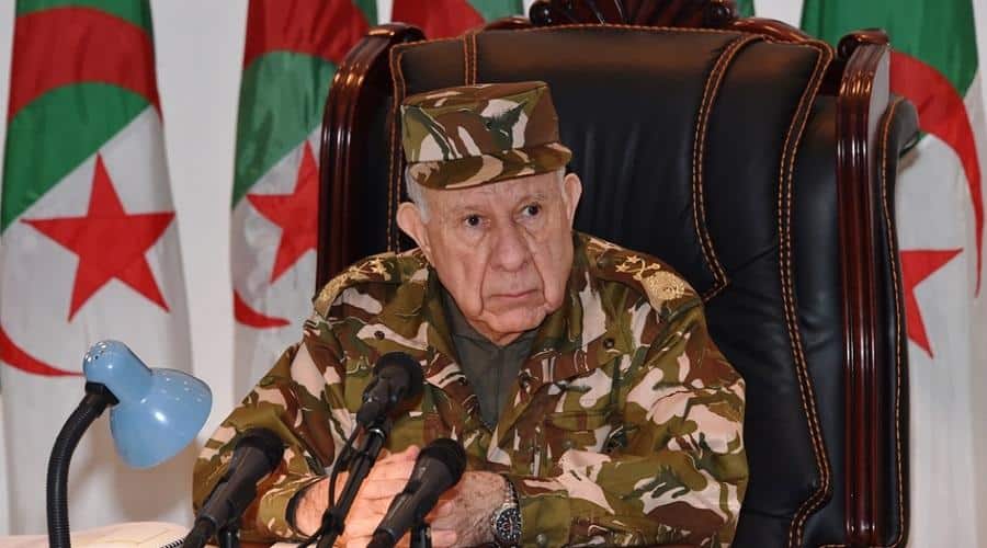 À Tindouf : Chanegriha évoque les qualités du soldat algérien