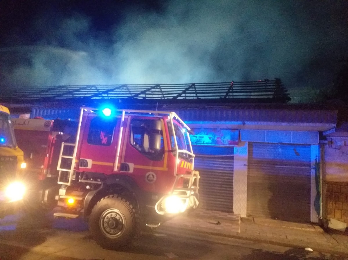 Sétif : le marché couvert ravagé par un incendie – Photos