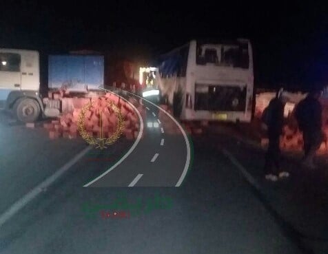 Trois morts et 31 blessés dans un accident sur la RN1