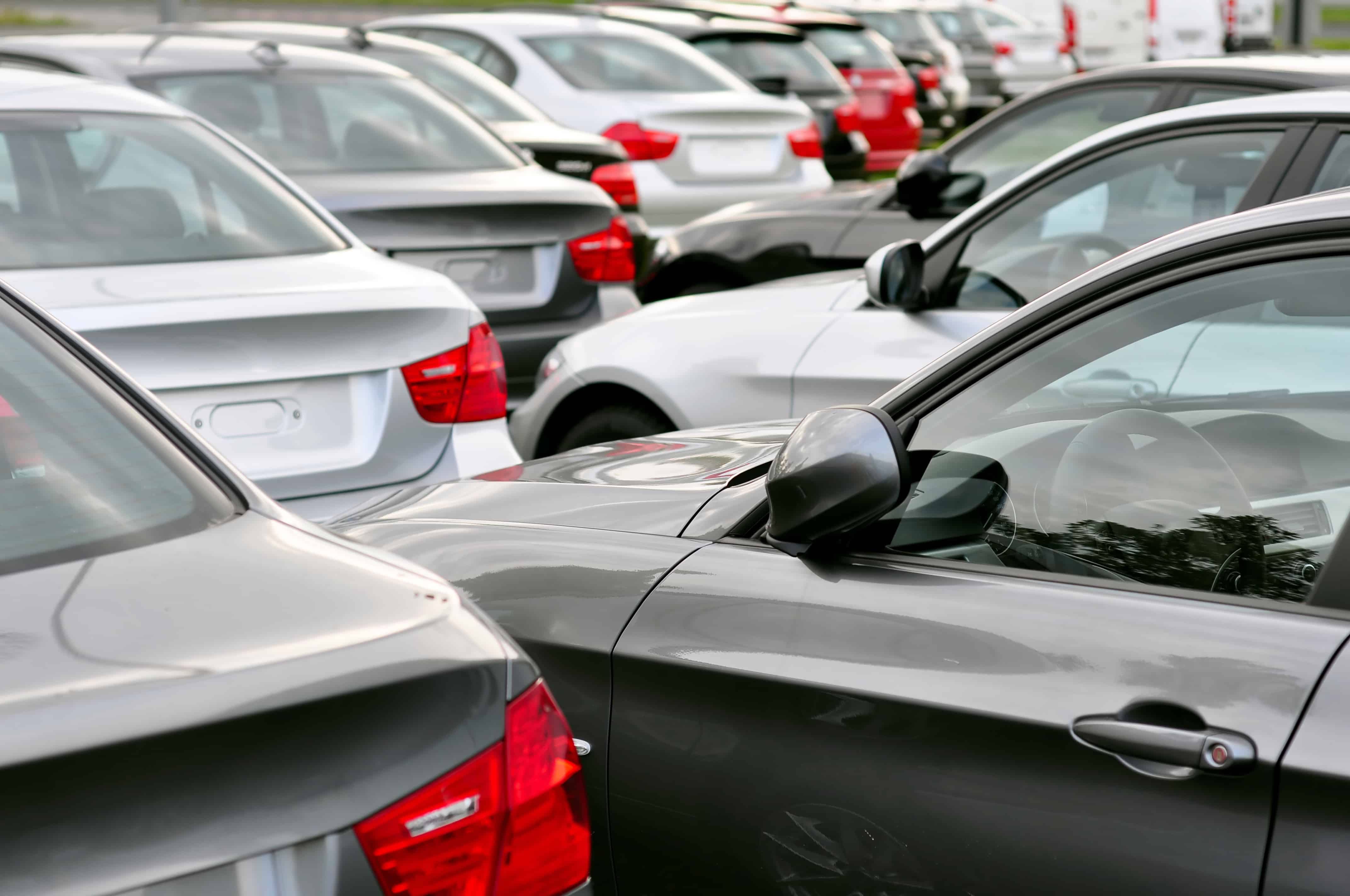 Importations de véhicules : l’Algérie fixe de nouvelles conditions