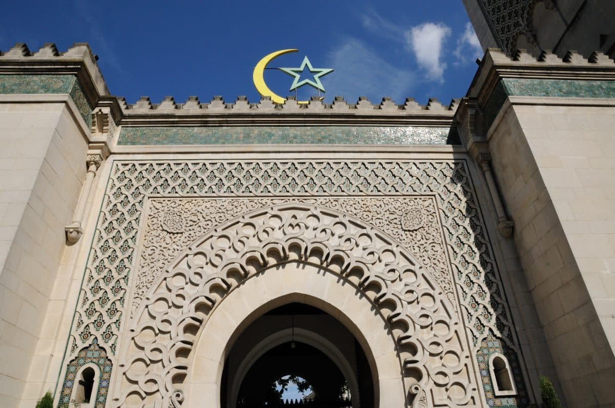 Halal : la Grande mosquée de Paris va certifier les produits pour l’Algérie