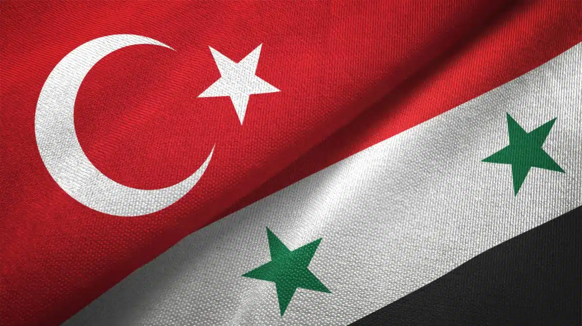 Séisme en Turquie : hommages unanimes aux secouristes algériens