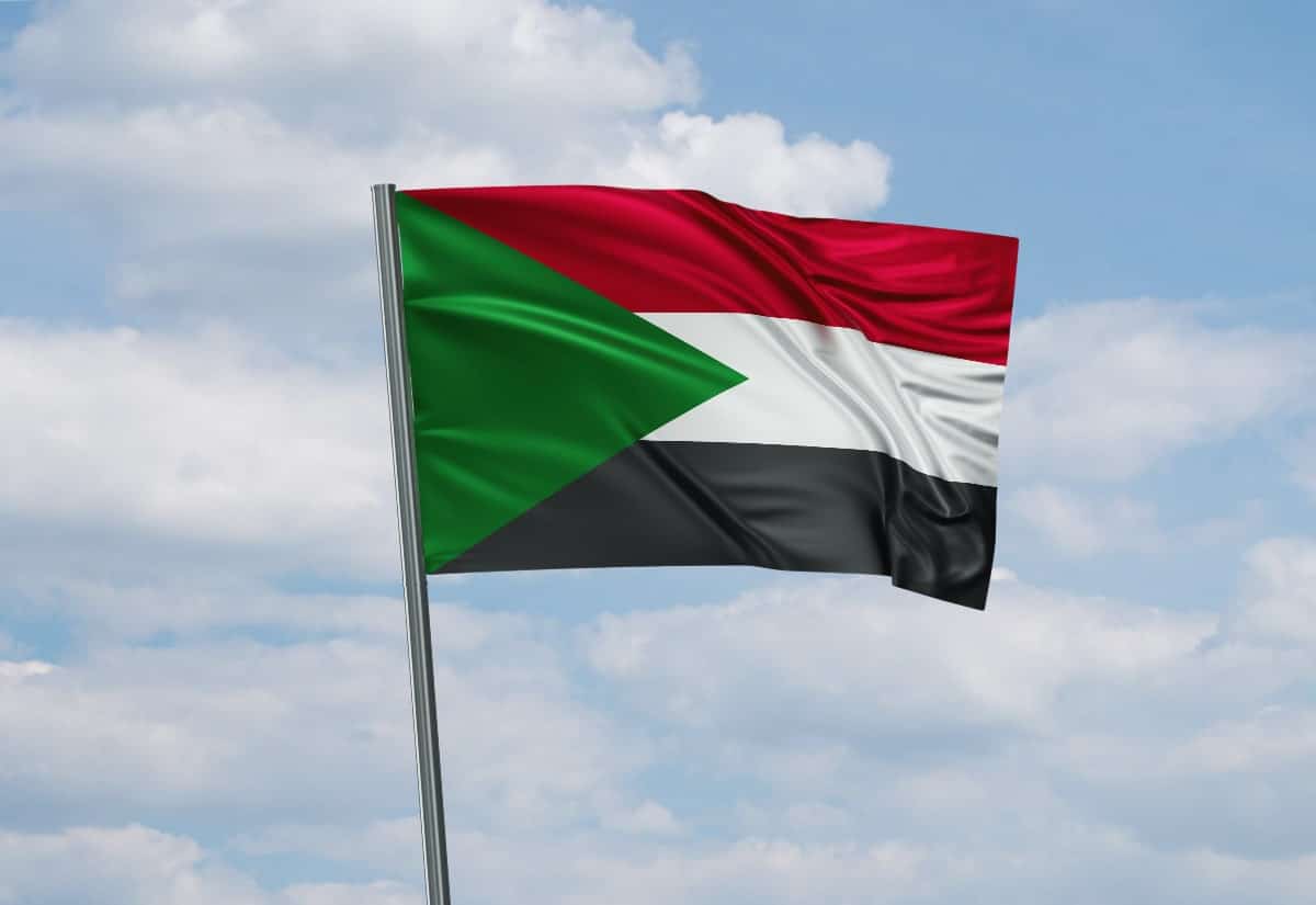 L’Algérie évacue ses ressortissants et son ambassade au Soudan