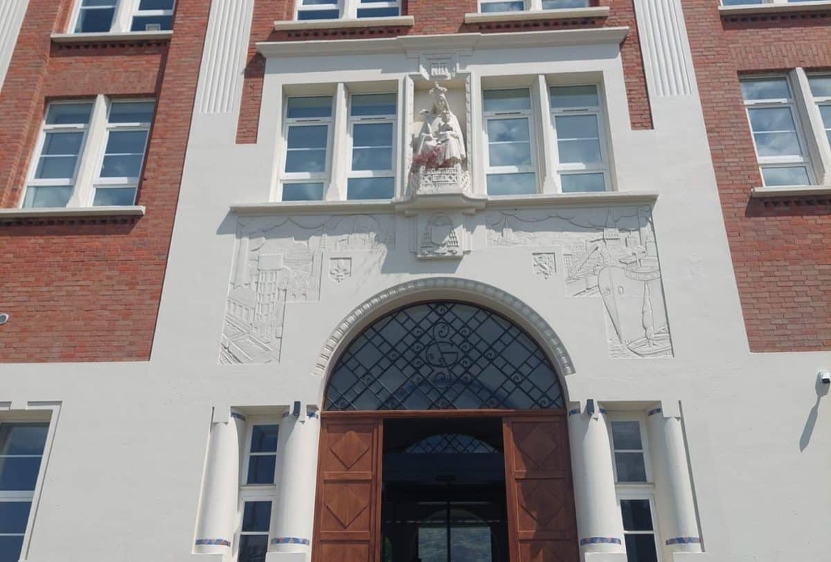France : avalanche de soutiens au lycée musulman Averroès de Lille