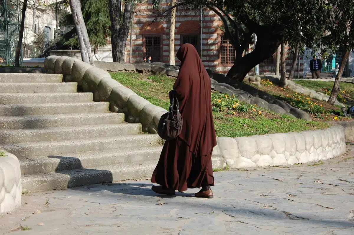 Le jilbab, nouvelle arme des malfaiteurs en Algérie