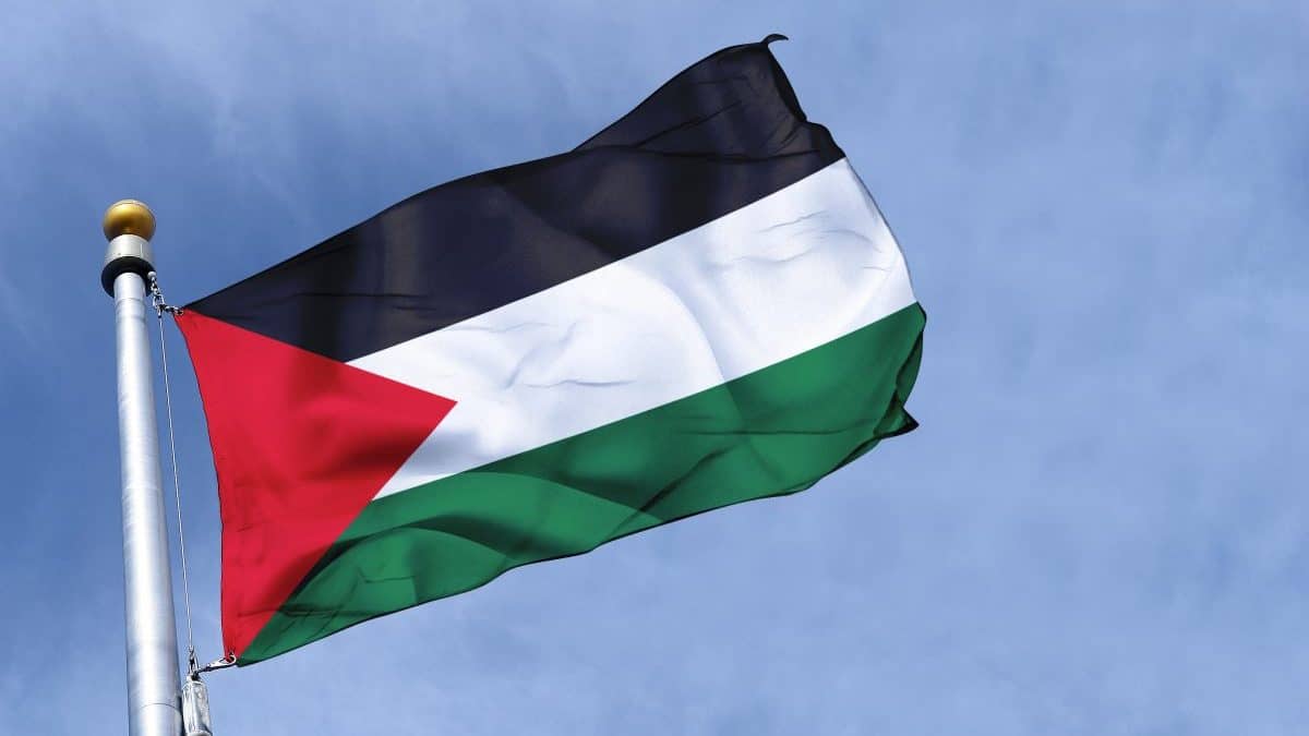 Énorme drapeau palestinien déployé lors d’un concert au Chili (vidéo)