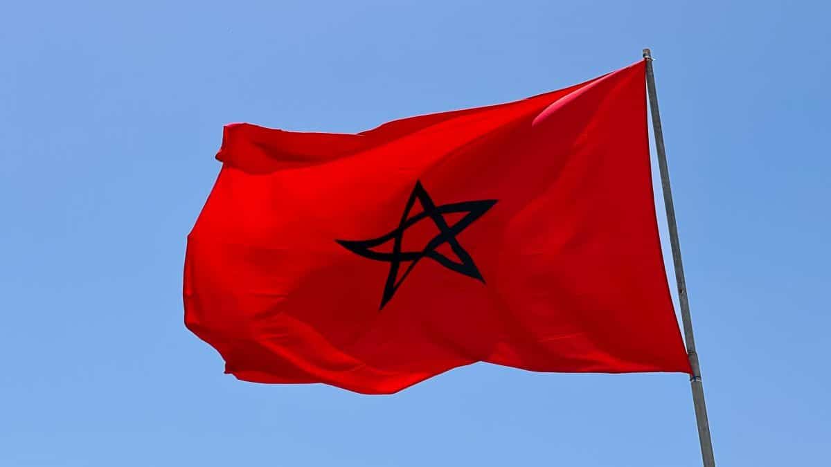 Mohamed VI et des courtisans à couteaux tirés à cause des frères Azaitar