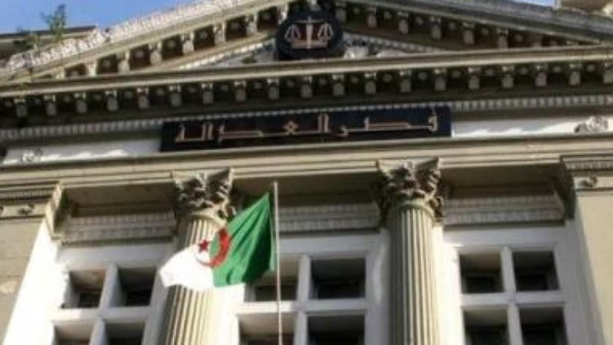 L’ex-président de la JSK Cherif Mellal condamné à 18 mois de prison ferme