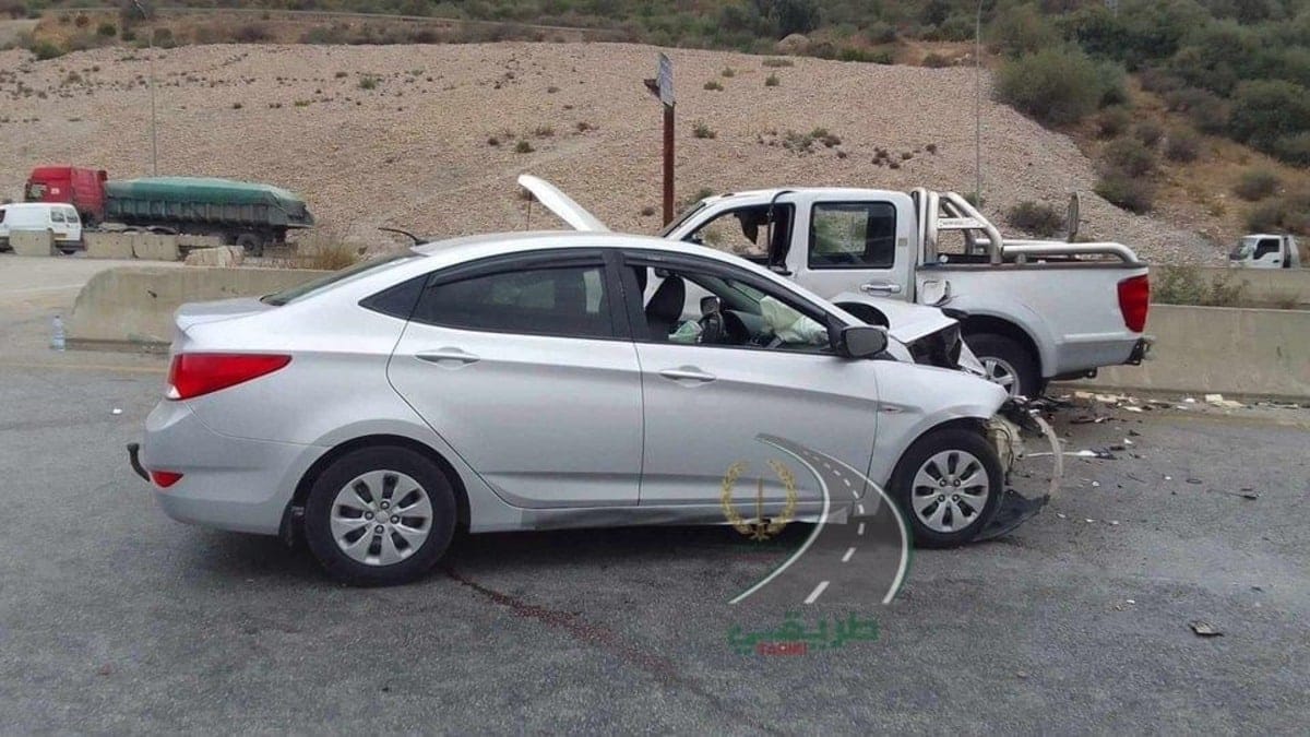Embouteillage monstre sur l’autoroute est-ouest (Vidéo)