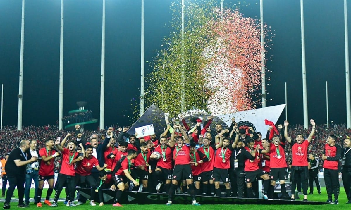 L’USMA remporte la coupe de la CAF et sauve l’honneur du foot algérien