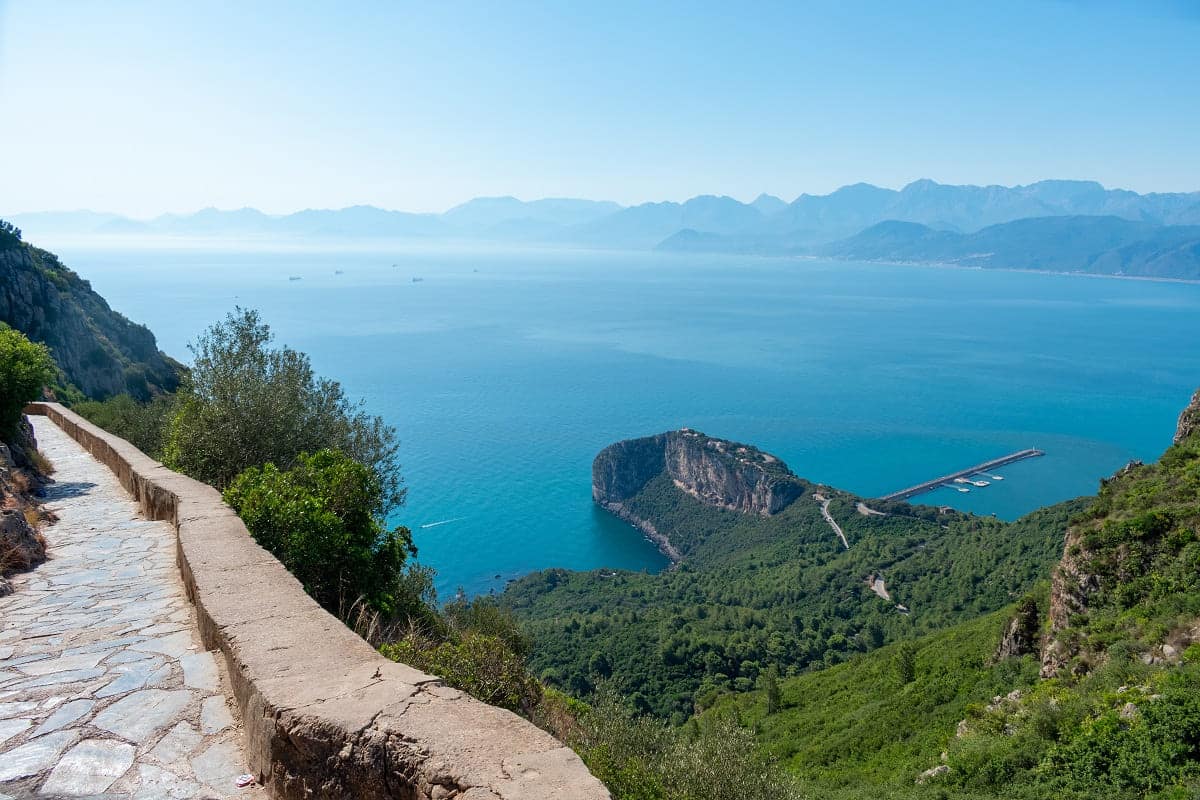 Cap Carbon à Bejaia : les visiteurs courent un énorme danger