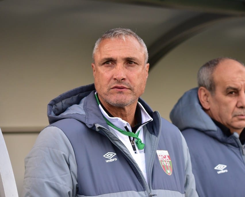 Bernard Casoni, ex-entraîneur du MC Alger, accusé de racisme en France