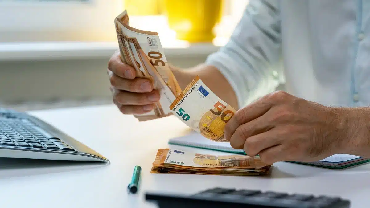 Transferts de devises : ce qui change en Algérie