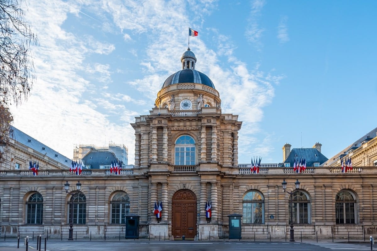 Nouveau gouvernement français : 2 femmes d’origine algérienne nommées