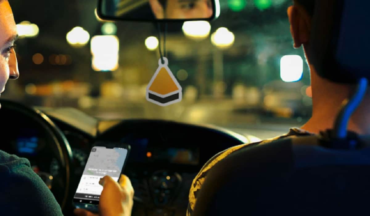 Le syndicat des taxieurs réclame une hausse des tarifs et dépose plainte contre Yassir
