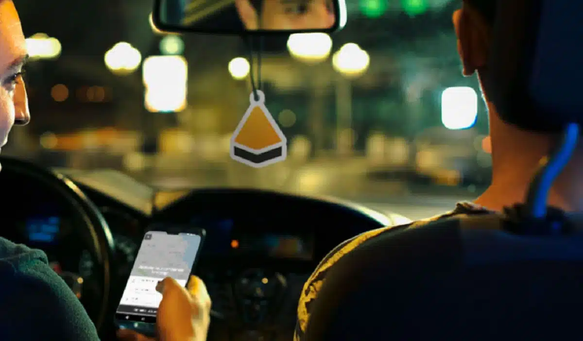 Le syndicat des taxieurs réclame une hausse des tarifs et dépose plainte contre Yassir