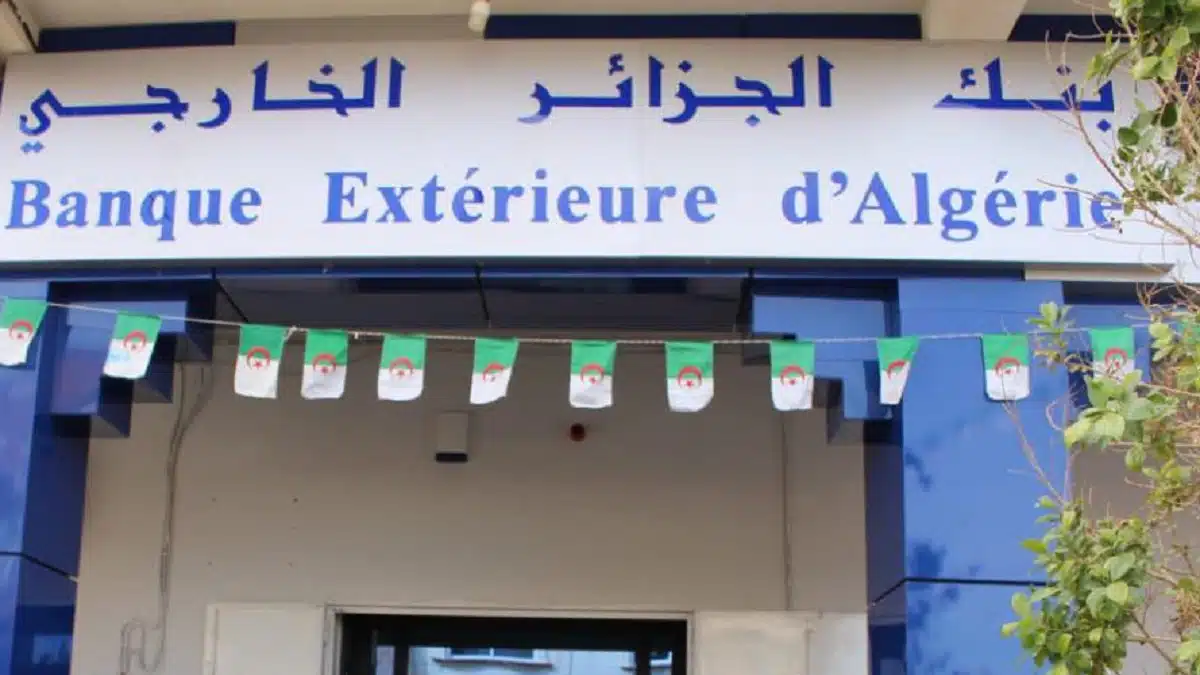 Une banque algérienne autorisée à ouvrir 5 agences en France