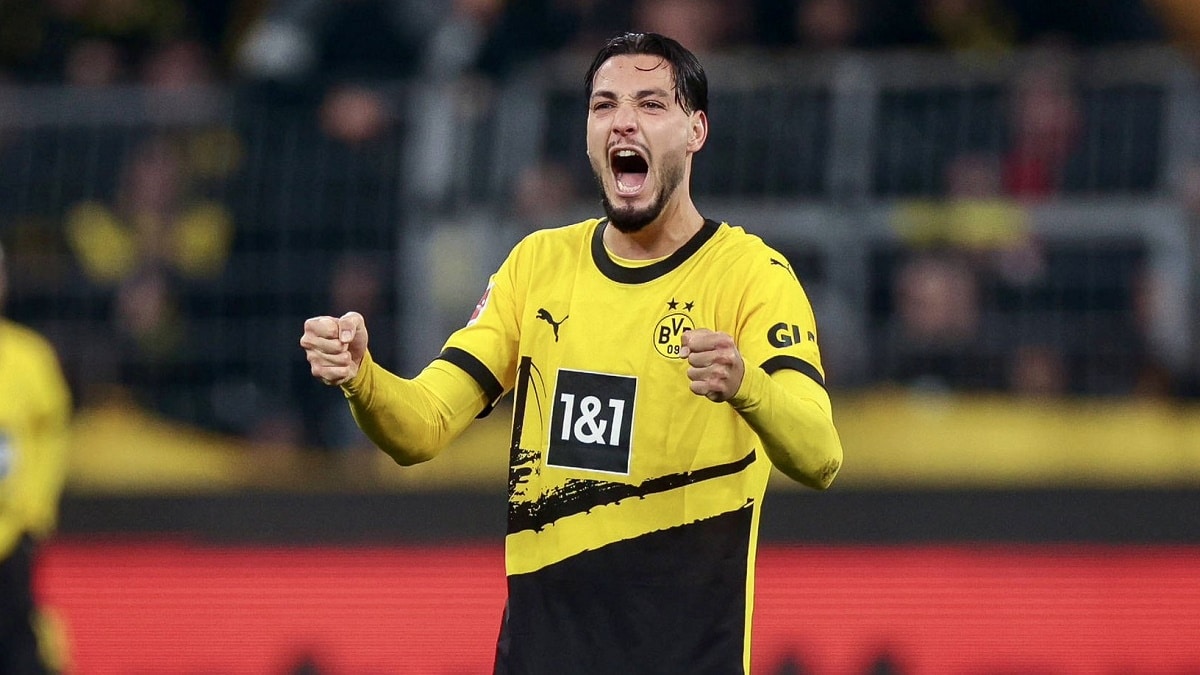 Ramy Bensebaïni, l’Algérien porte-chance de Dortmund