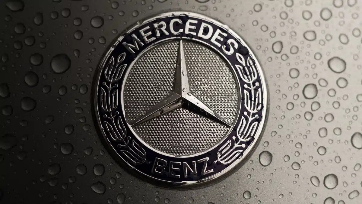 Une huile de moteur produite en Algérie homologuée par Mercedes