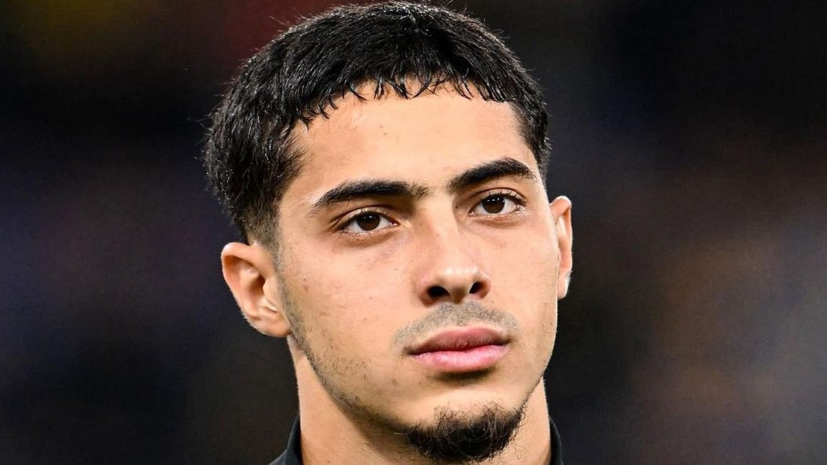 Voici combien gagne l’international algérien Farès Chaïbi à Francfort