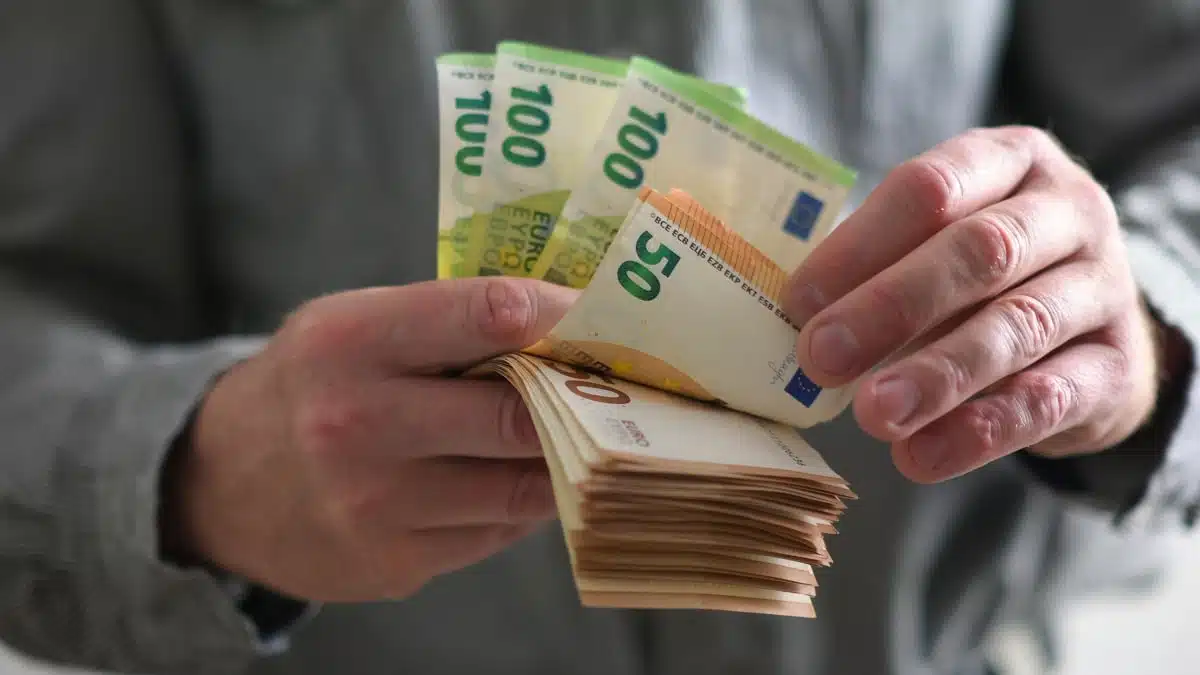L’euro à 251,5 dinars sur le marché noir : nouveau record