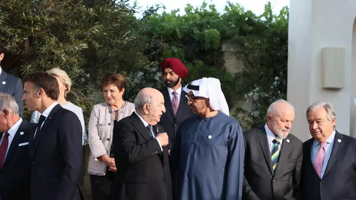 Algérie – Émirats arabes unis : Tebboune reçoit un appel de Mohamed Ben Zayed