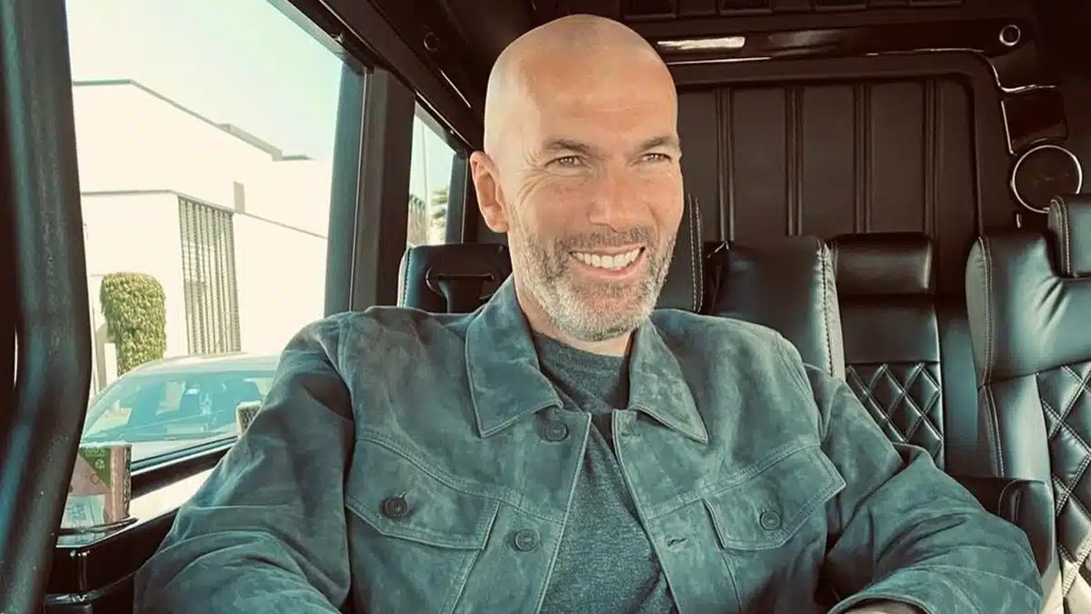 Zinédine Zidane en mode grand-père kabyle