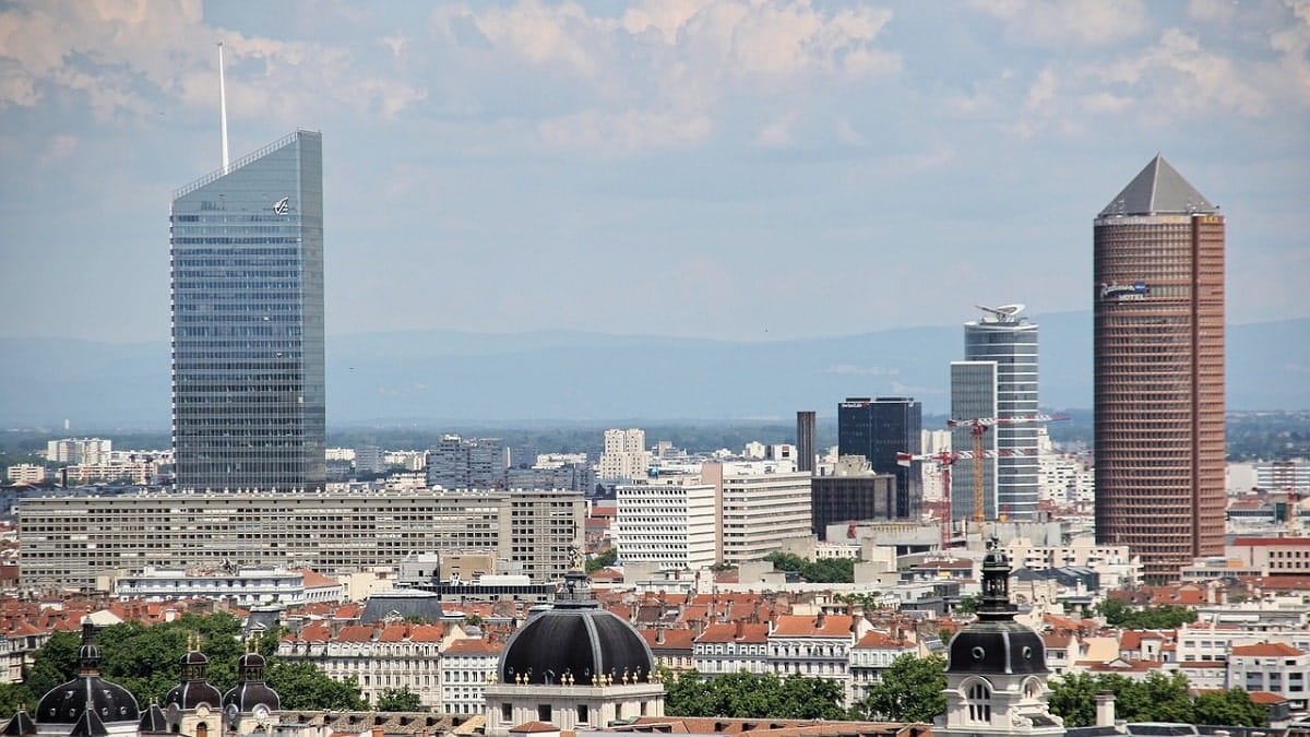 France : l’Union algérienne saisit la justice pour déboulonner Bugeaud de Lyon