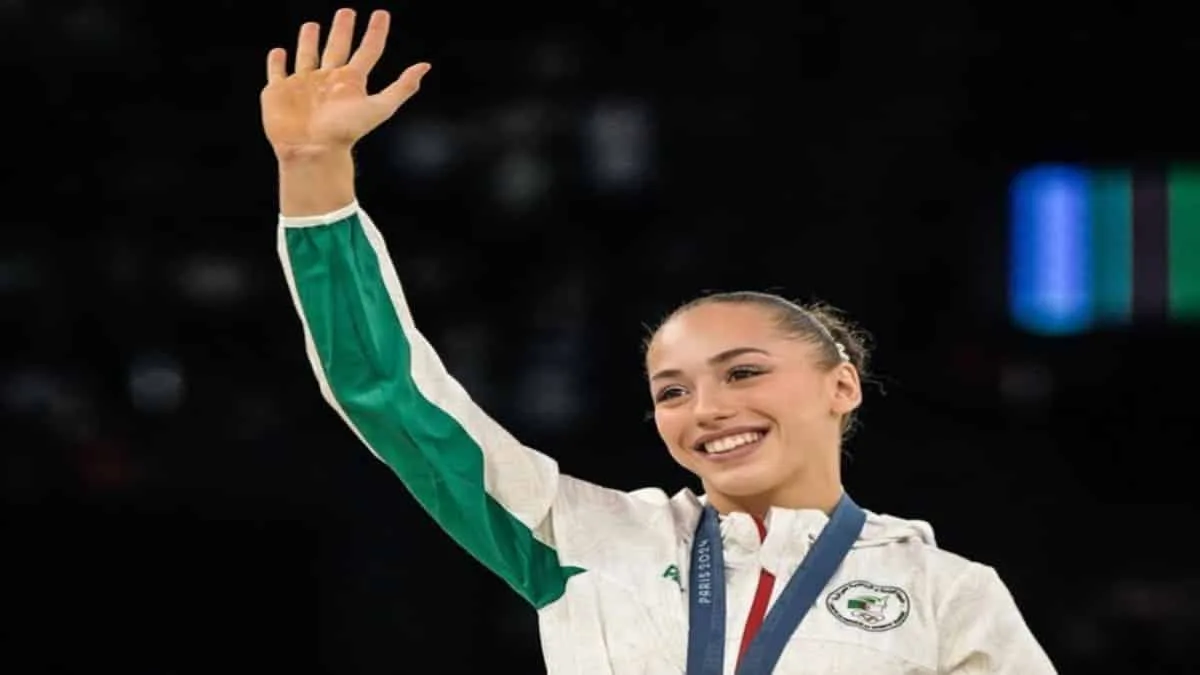 Kaylia Nemour de retour en Algérie