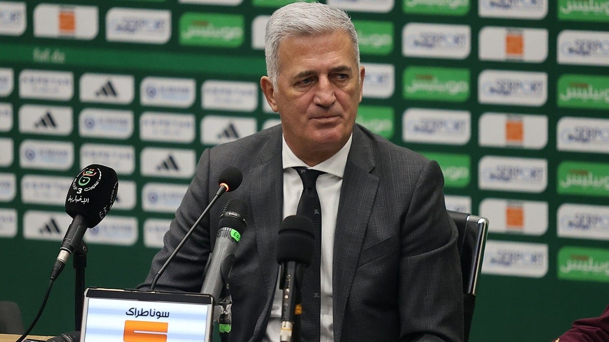 Équipe d’Algérie : Petković s’exprime sur Belaïli et Omar Rafik