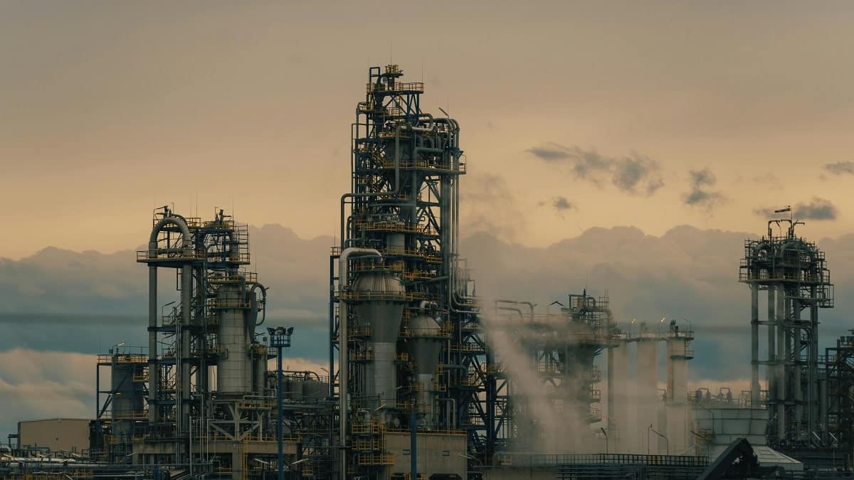 Algérie : un complexe pétrochimique d’un milliard $ entre Souakri et AzMeCo