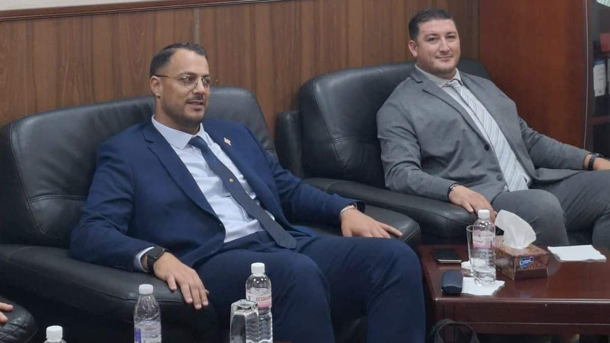 À Alger, le député français Sébastien Delogu critique Bruno Retailleau