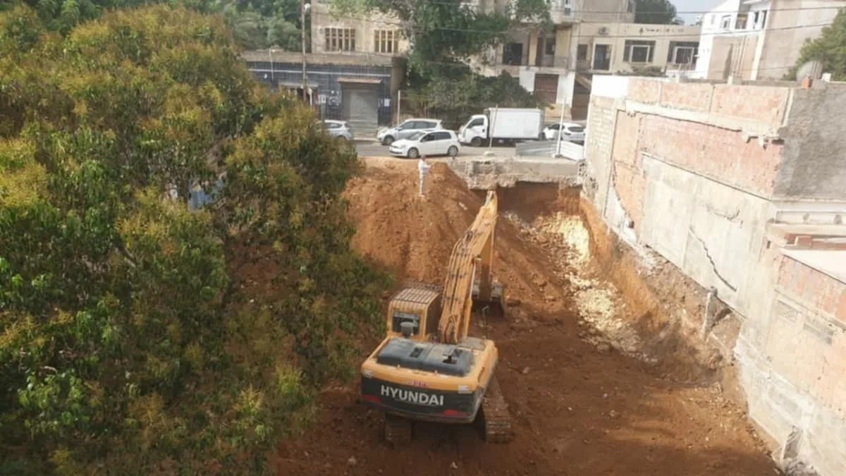 Chantier immobilier menaçant à Alger : le maire de Ben Aknoun réagit