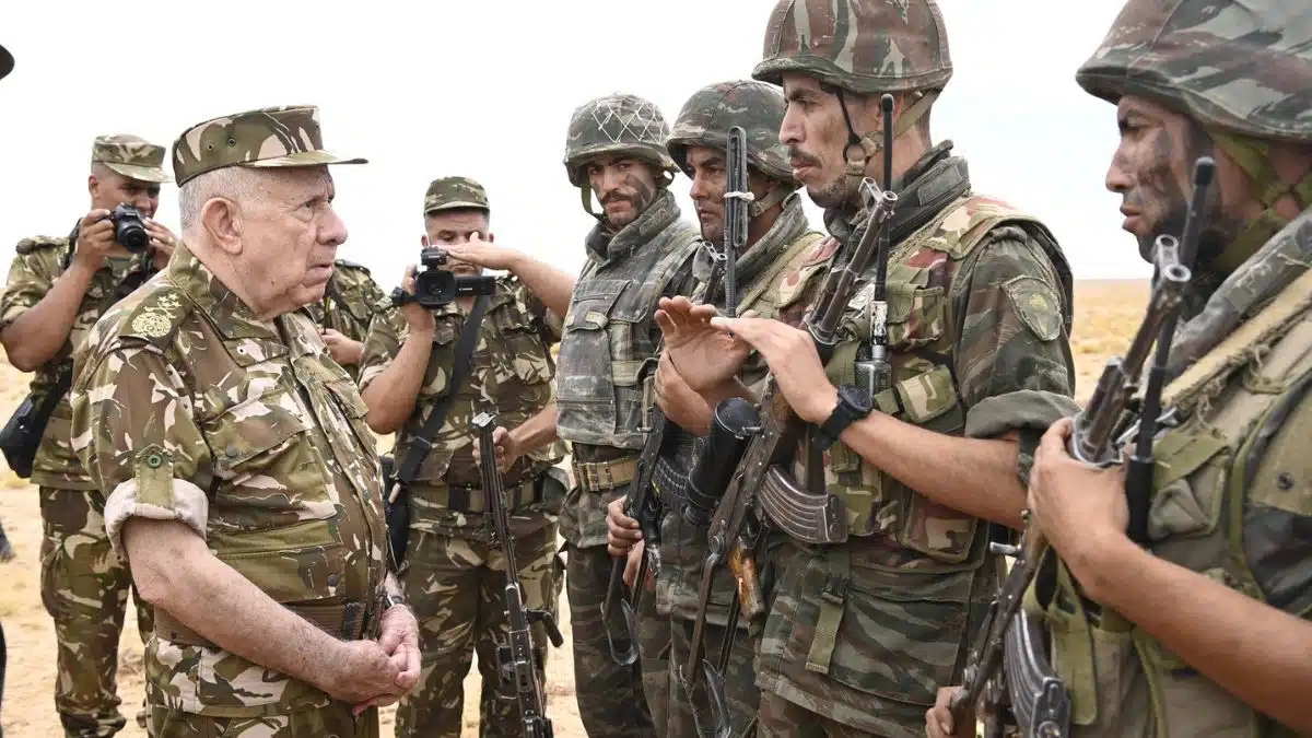 Vidéo. Opération antiterroriste à Tébessa : Chanegriha félicite les troupes