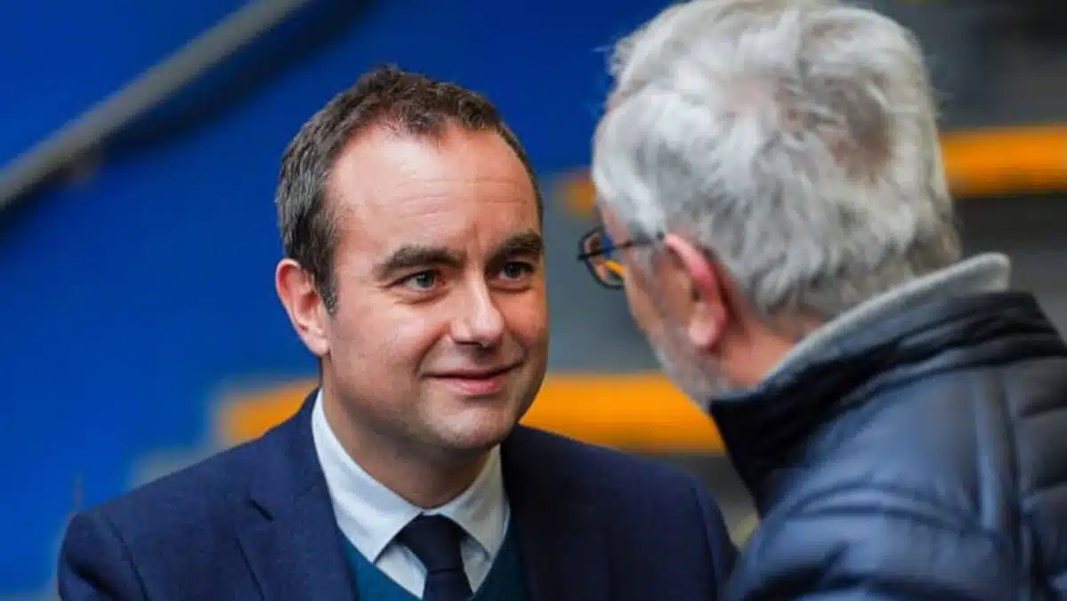 Nouveau gouvernement français : les Franco-Algériens oubliés