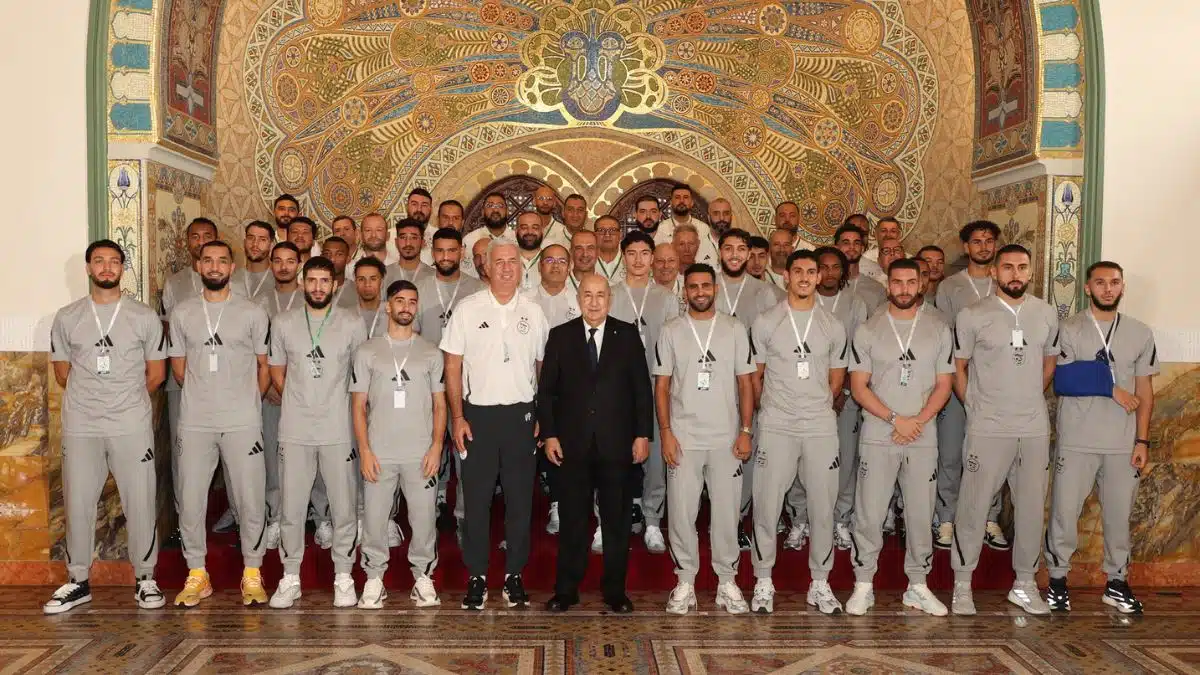 Tebboune reçoit les Verts au Palais du peuple