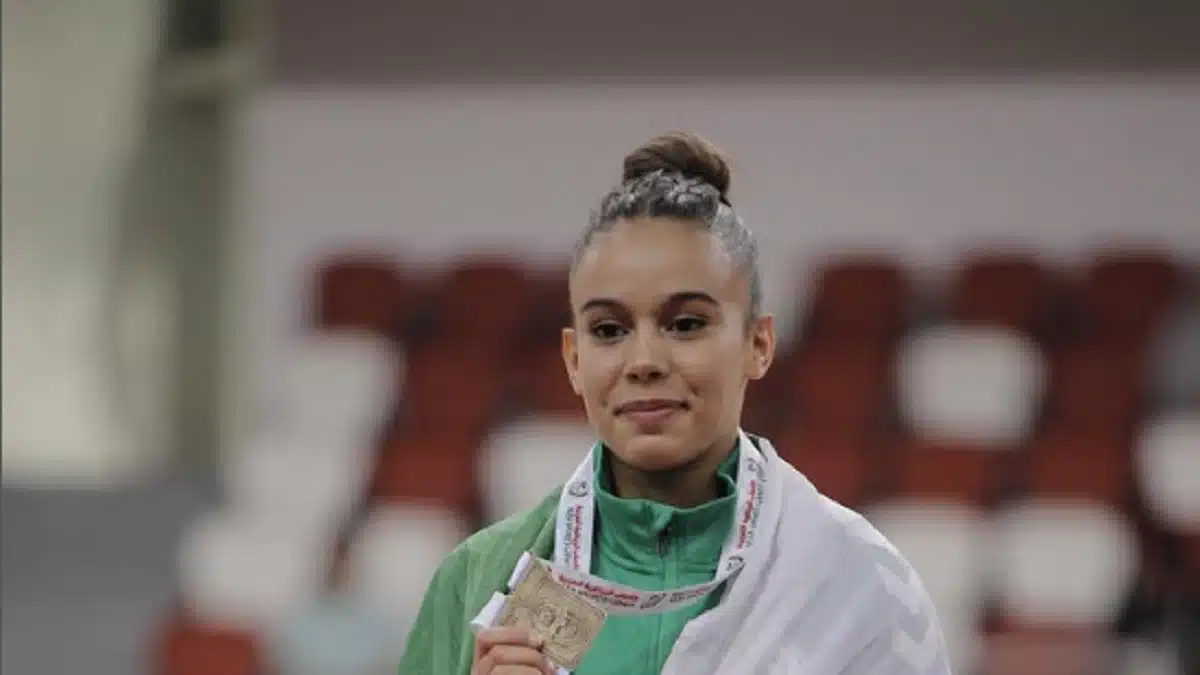 Qui est Sihem Hamidi, la gymnaste-médecin coéquipière de Kaylia Nemour à Jakarta ?