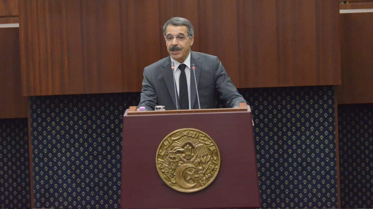 PLF 2026 : faut-il s&rsquo;inquiéter du déficit public ?