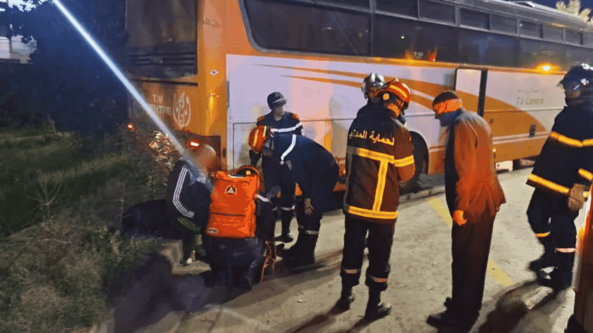 Alger : un autocar dérape à l’aube, trois blessés (Photos)