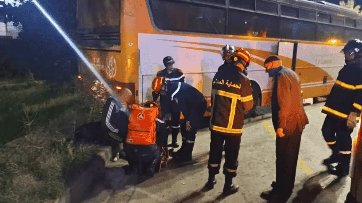 Alger : un autocar dérape à l’aube, trois blessés (Photos)