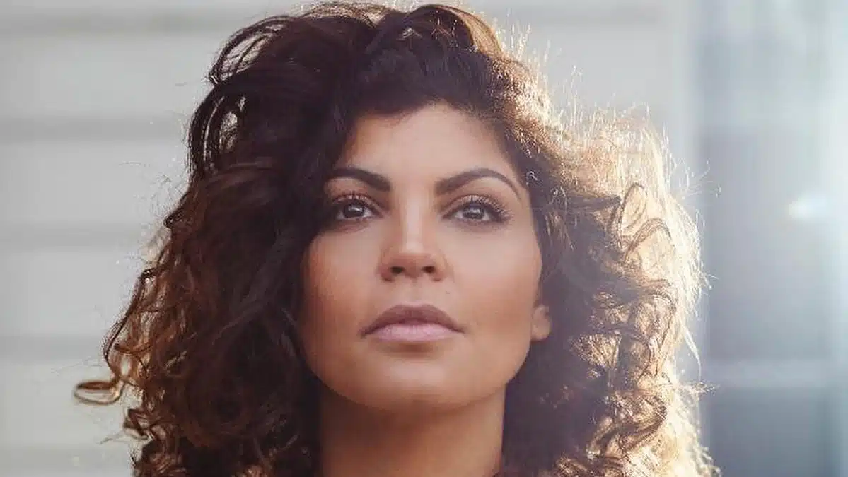 Nawell Madani : l’humoriste belgo-algérienne indésirable au Maroc