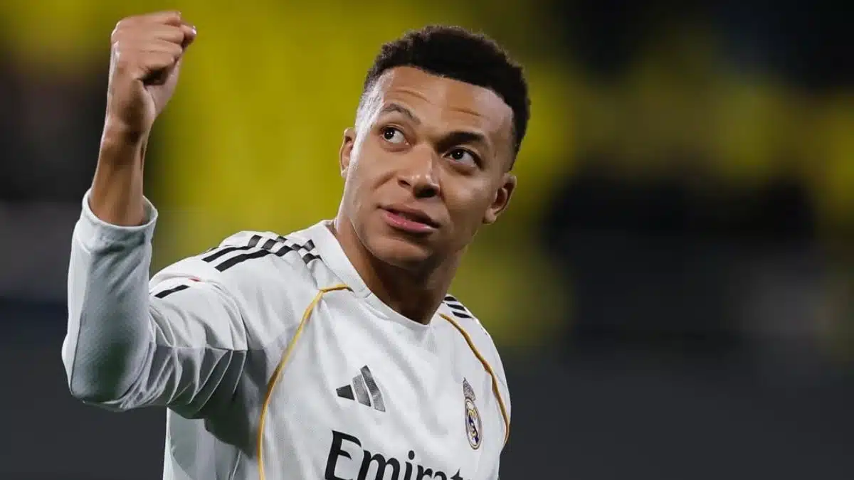 « Ferme ta gueule… » : un international algérien se lâche sur Mbappé