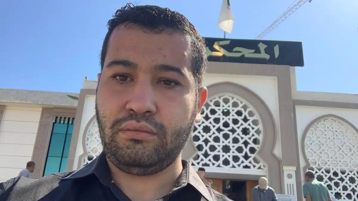 Annaba : deux ans de prison requis contre le journaliste Mustapha Bendjama