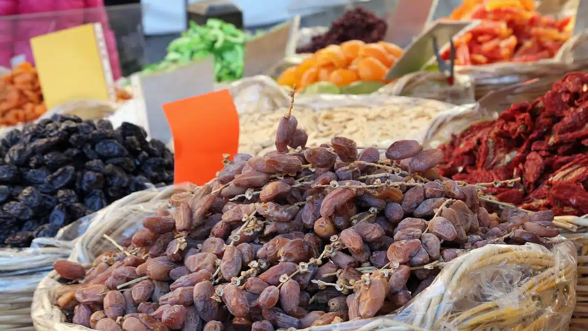 Paris : une boucherie halal triche sur l&rsquo;origine de ses dattes israéliennes