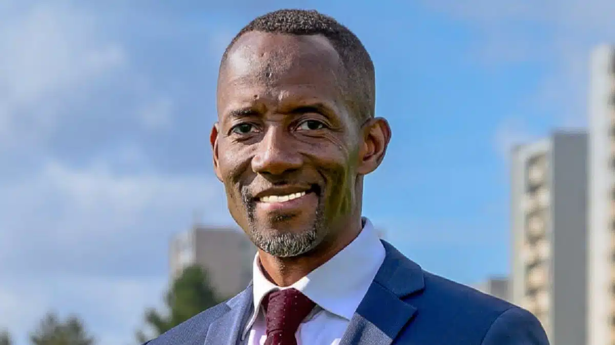 France : un maire LFI d’origine malienne qualifié de singe