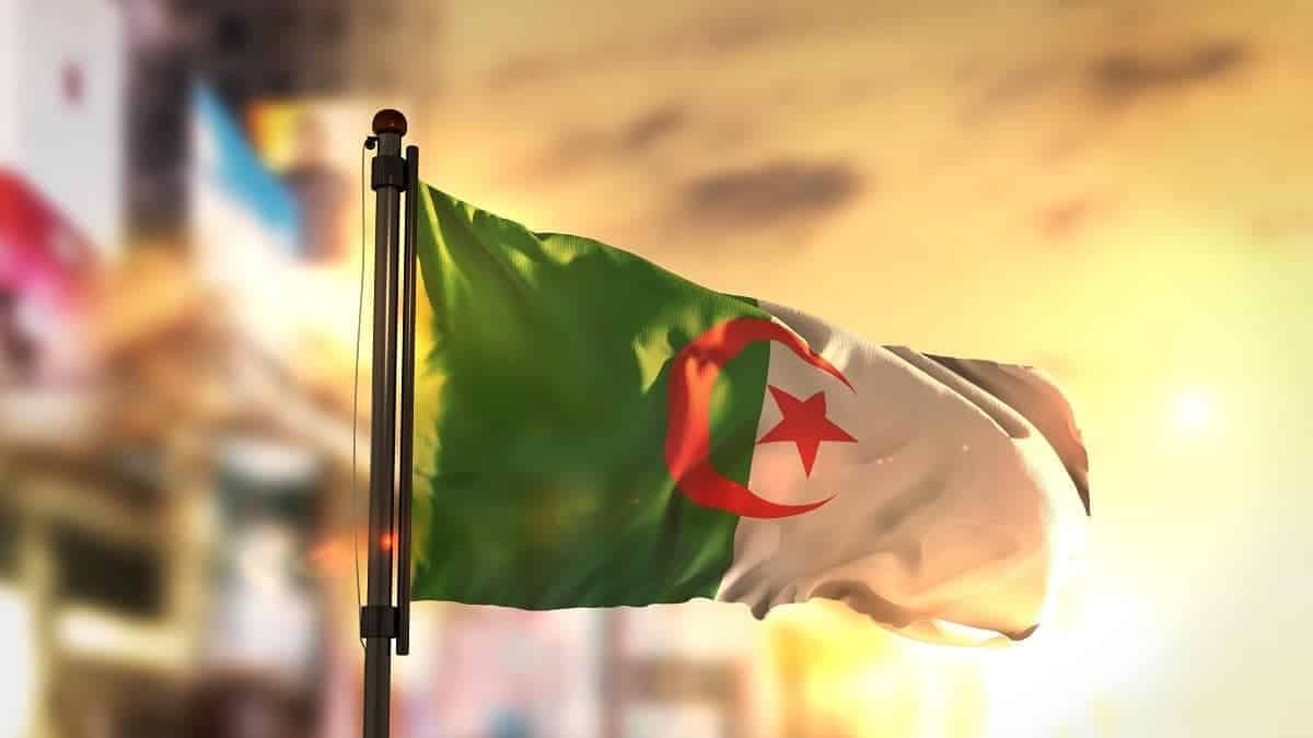 Guerre à l&rsquo;Iran : l&rsquo;Algérie solidaire des pays arabes attaqués par Téhéran