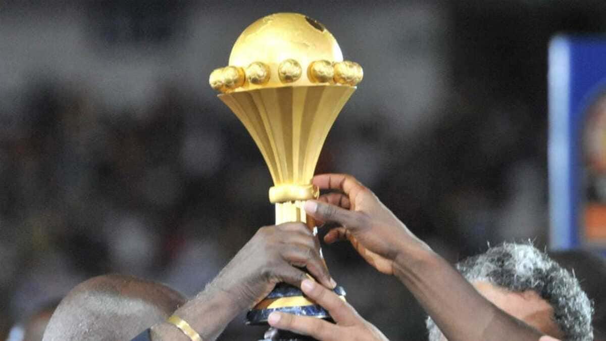 CAN 2025 : le Sénégal parade avec le trophée à Paris, le Maroc enrage